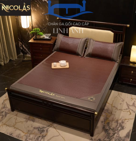 Chiếu Mây Ngải Cứu